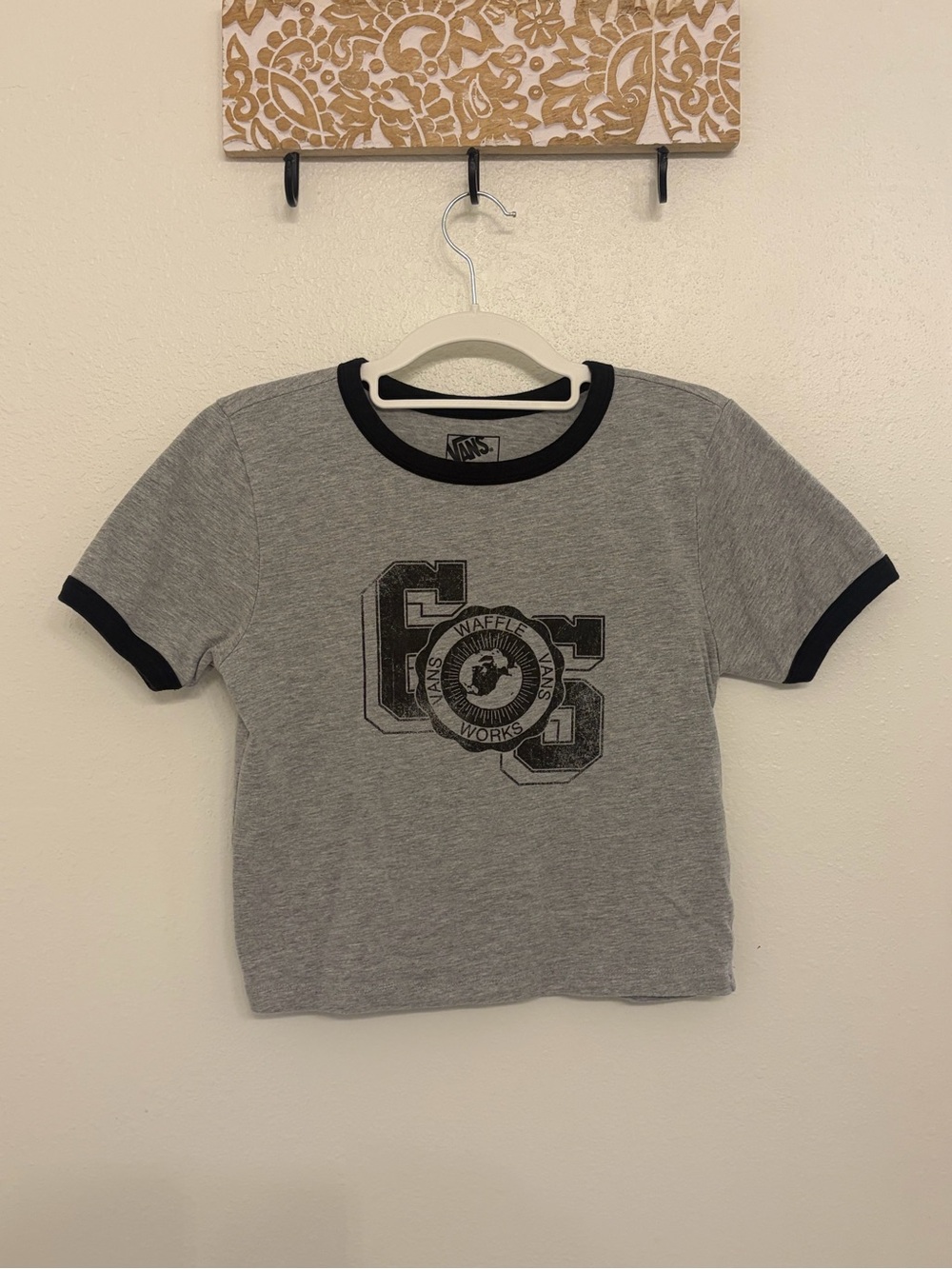 Vans Women’s Gray “Waffle Works” Short-Sleeve Crop Ringer Tee - Size Medium